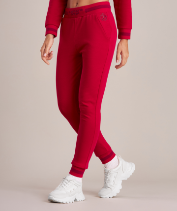 Damen Jogginghose Slim Fit - 49,90 € Damen Jogginghose Slim Fit - 49,90 €